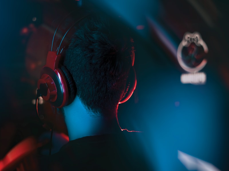 Practice bay with 240Hz battle stations