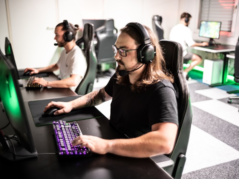 Broadcast booth mid grand-final cast